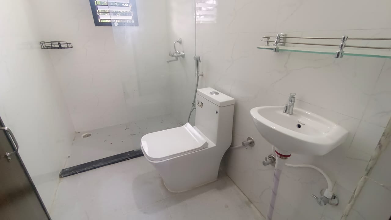 Unfurnished 2bhk in Gopal Nagar, Noonmati, Guwahati, Assam, India for Rent